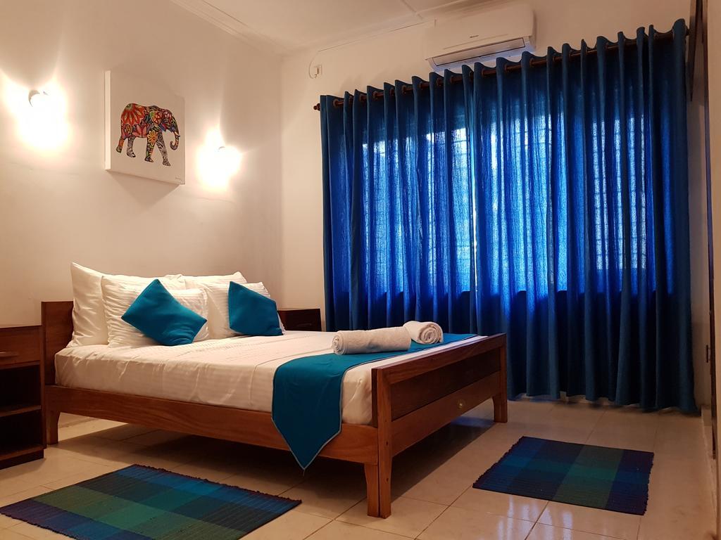 Knight'S Heaven Apartman Kandy Kültér fotó